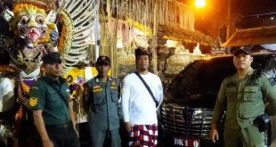 Pastikan Berlangsung Aman dan Lancar, Babinsa Koramil 1611-06/Petang Pantau Kegiatan Karya Atma Dan Nyekah Massal