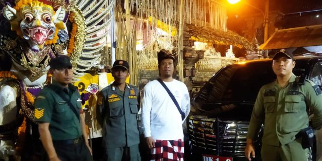 Pastikan Berlangsung Aman dan Lancar, Babinsa Koramil 1611-06/Petang Pantau Kegiatan Karya Atma Dan Nyekah Massal