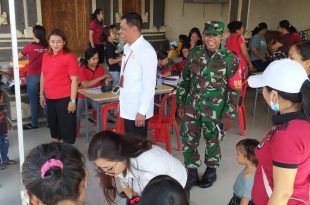 Peduli Kesehatan Warganya Babinsa Desa Peguyangan Dampingi Posyandu Terpadu