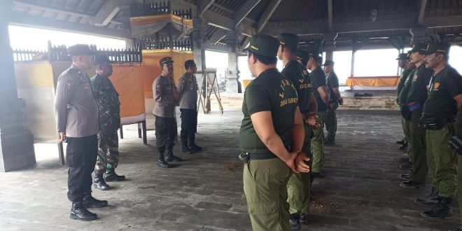 Tingkatkan Disiplin, Babinsa Desa Canggu Bersama Bhabinkamtibmas Bina Linmas Diwilayah
