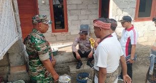 Jaga Kebersihan Lingkungan, Babinsa Jagapati Bersama Warga Laksanakan Jum’at Bersih