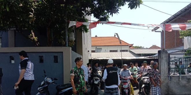 Babinsa Kuta Amankan dan Pantau kegiatan Sholat Jumát