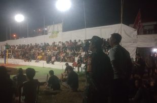 Babinsa Padangsambian Atensi Penutupan Turnamen Bola Voli Sumpah Pemuda