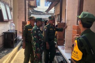 Tertibkan Administrasi, Babinsa Sanur Dampingi Sidak