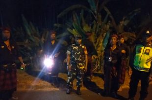 Pastikan Berlangsung Aman dan Lancar, Babinsa Petang Pantau Kegiatan Persembahyangan Bersama