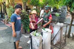 Jaga Kebersihan Lingkungan Banbinsa Abiansemal Sosialisasi Pemilahan Sampah Sumber Penghsilan Desa