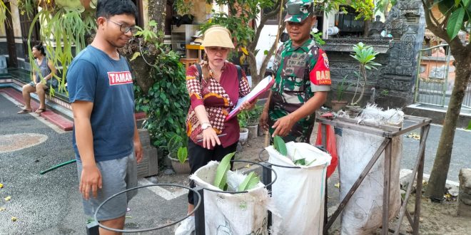 Jaga Kebersihan Lingkungan Banbinsa Abiansemal Sosialisasi Pemilahan Sampah Sumber Penghsilan Desa
