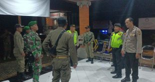 Ciptakan Kamtibmas Aman, Babinsa Bersama Aparat Terkait Lakukan Patroli Gabungan