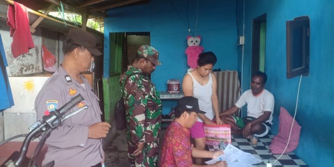 Tertibkan Administrasi, Babinsa Tanjung Benoa Dampingi Sidak