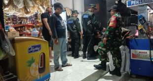 Tertibkan Pendataan Administrasi Kependudukan, Babinsa Desa Mekar Bhuwana Dampingi Sidak