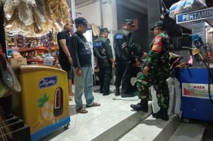 Tertibkan Pendataan Administrasi Kependudukan, Babinsa Desa Mekar Bhuwana Dampingi Sidak