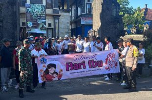 Dalam Memperingati Hari Ibu, Babinsa Sangeh Pantau Gerak Jalan Santai